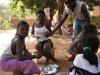A table! Je d�range�